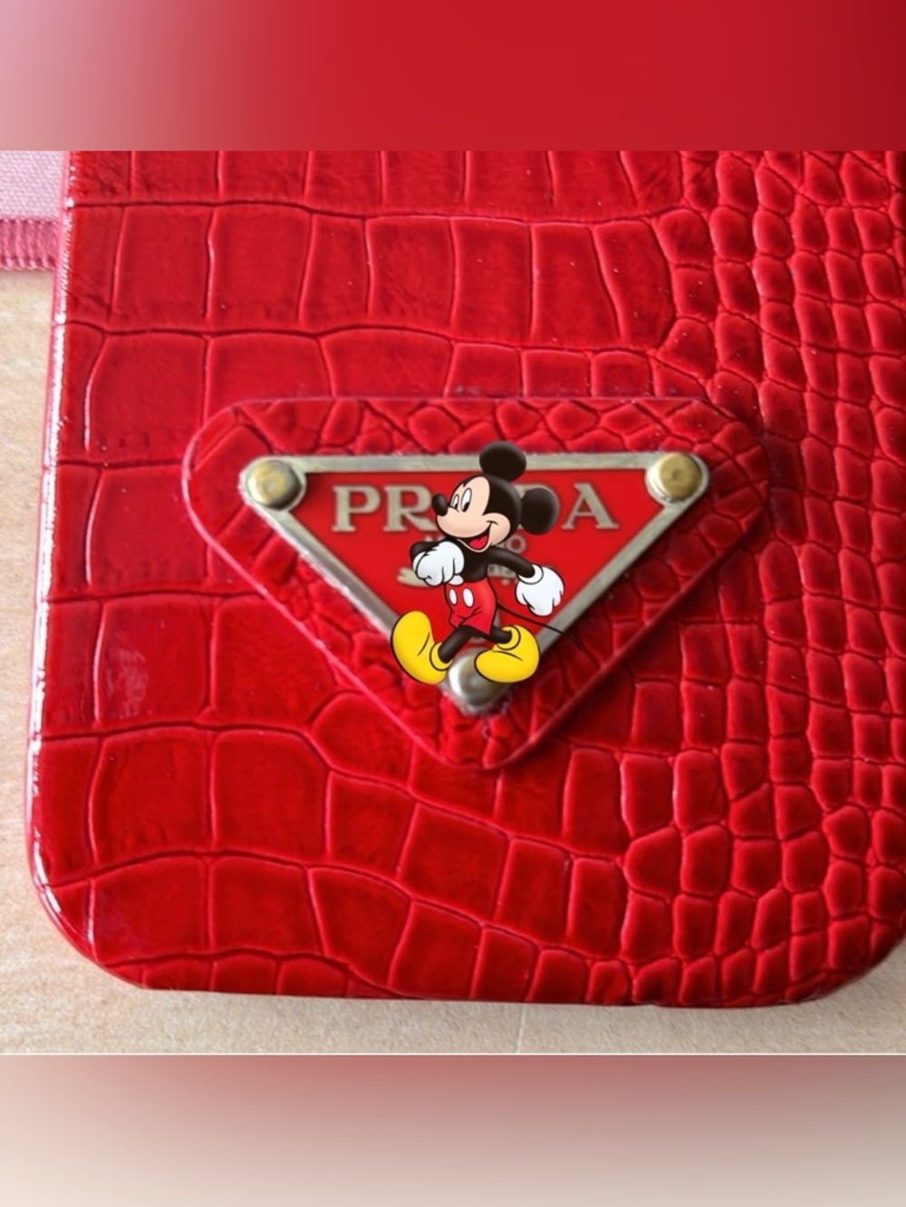 Fashion IPhone 12 phone Case’s - Picture 8 of 8